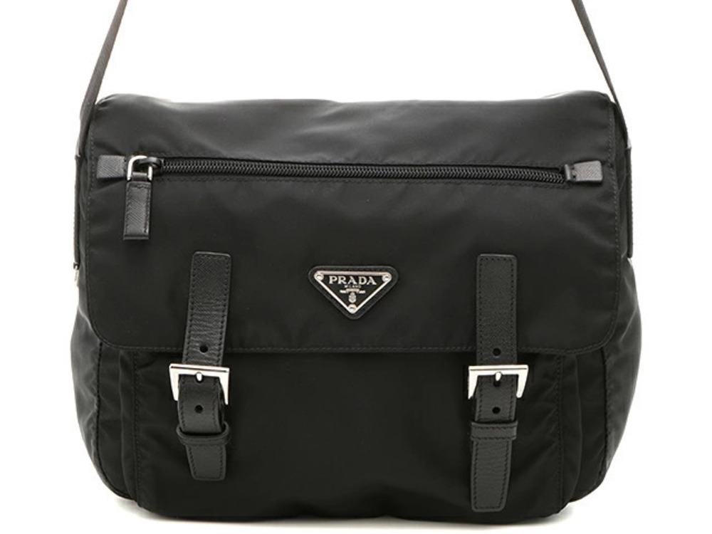 Prada shoulder bag leather black card